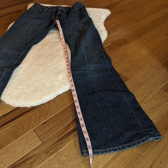 Vintage Y2K GAP Mid Rise Flare Jeans - Picture 9 of 13